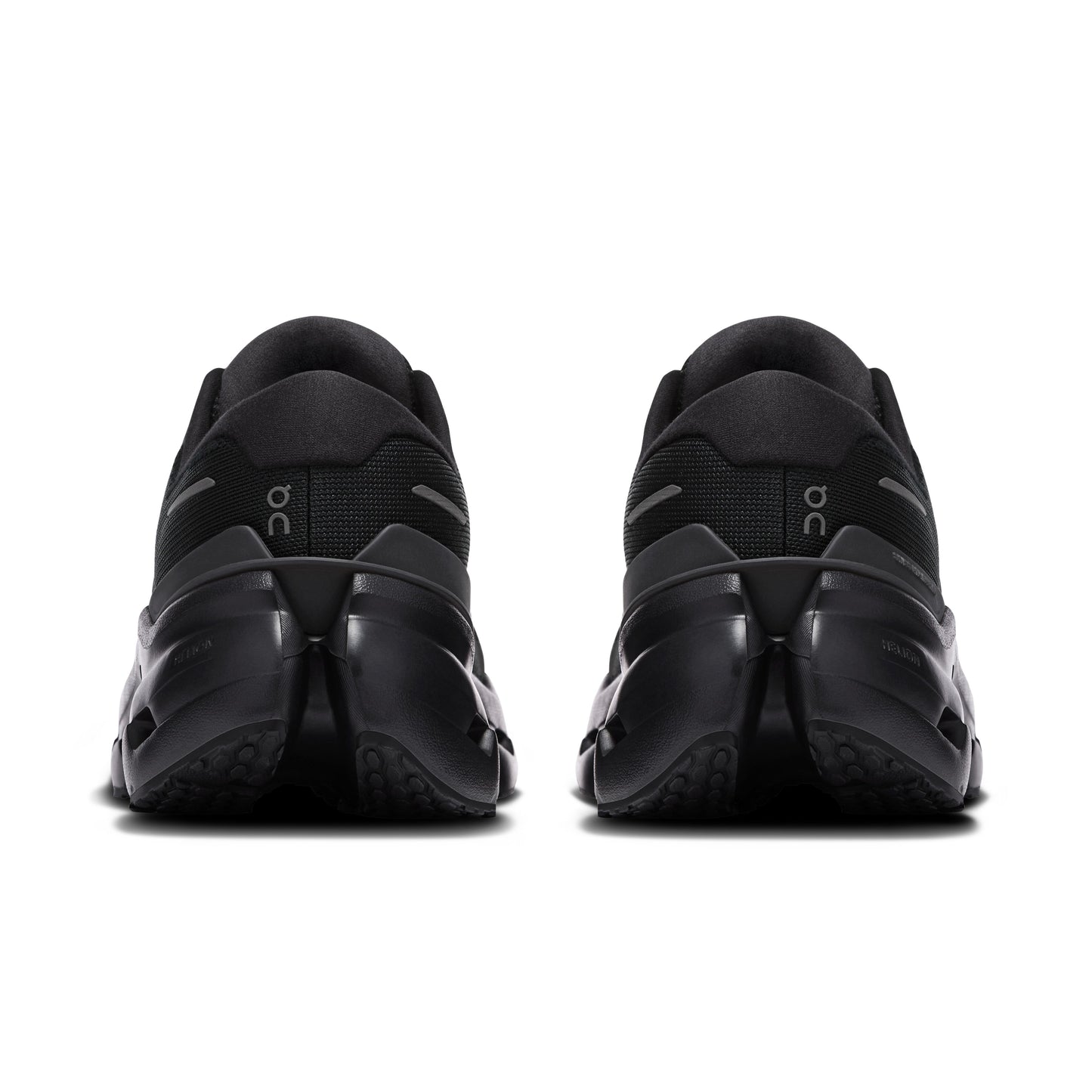 On Cloudrunner 3 Wide | Black / Black | Womens
