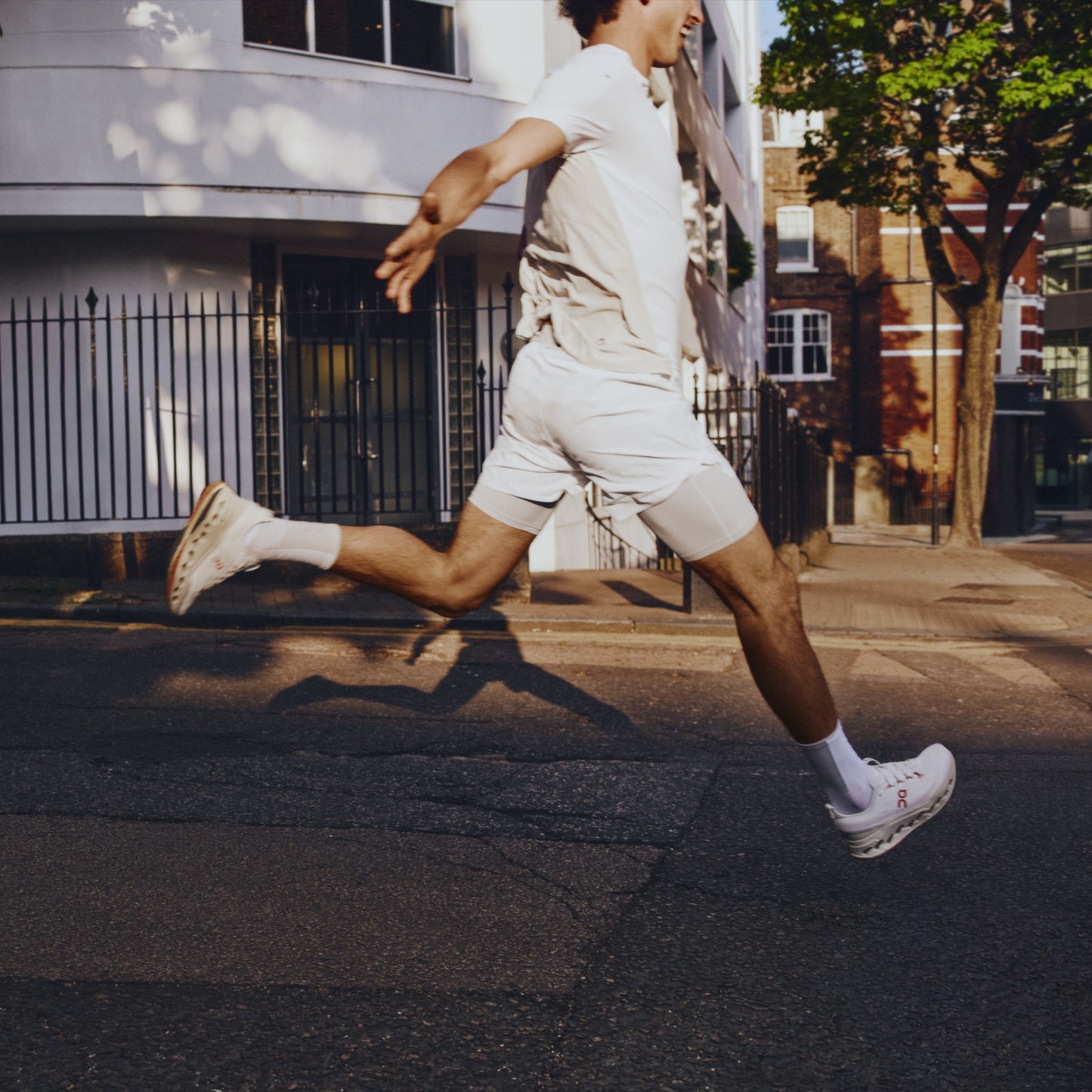 On Cloudsurfer Max | Ivory / Salmon | Mens
