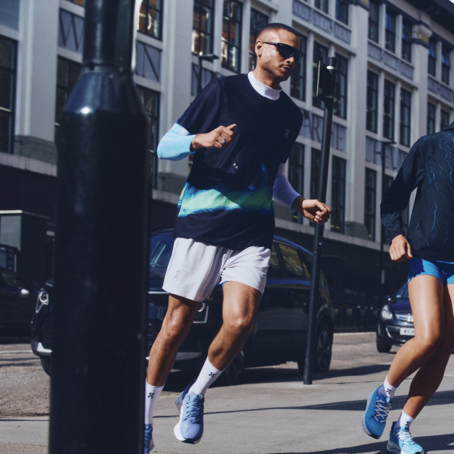 On Pace Mesh-T | Black / Horizon | Mens