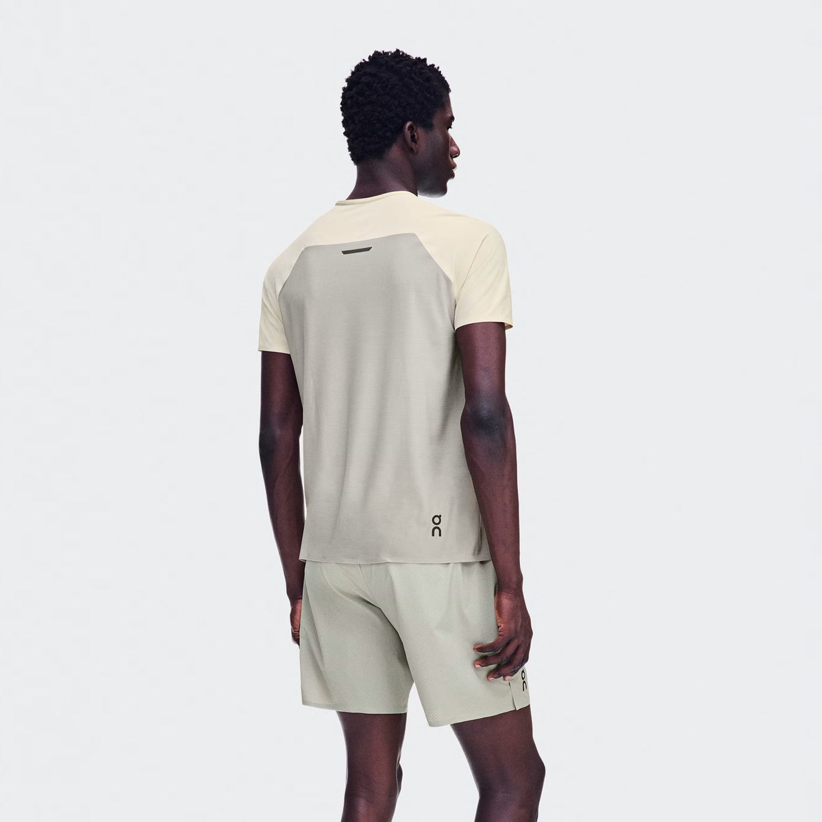 On Performance-T | Hare / Brume | Mens