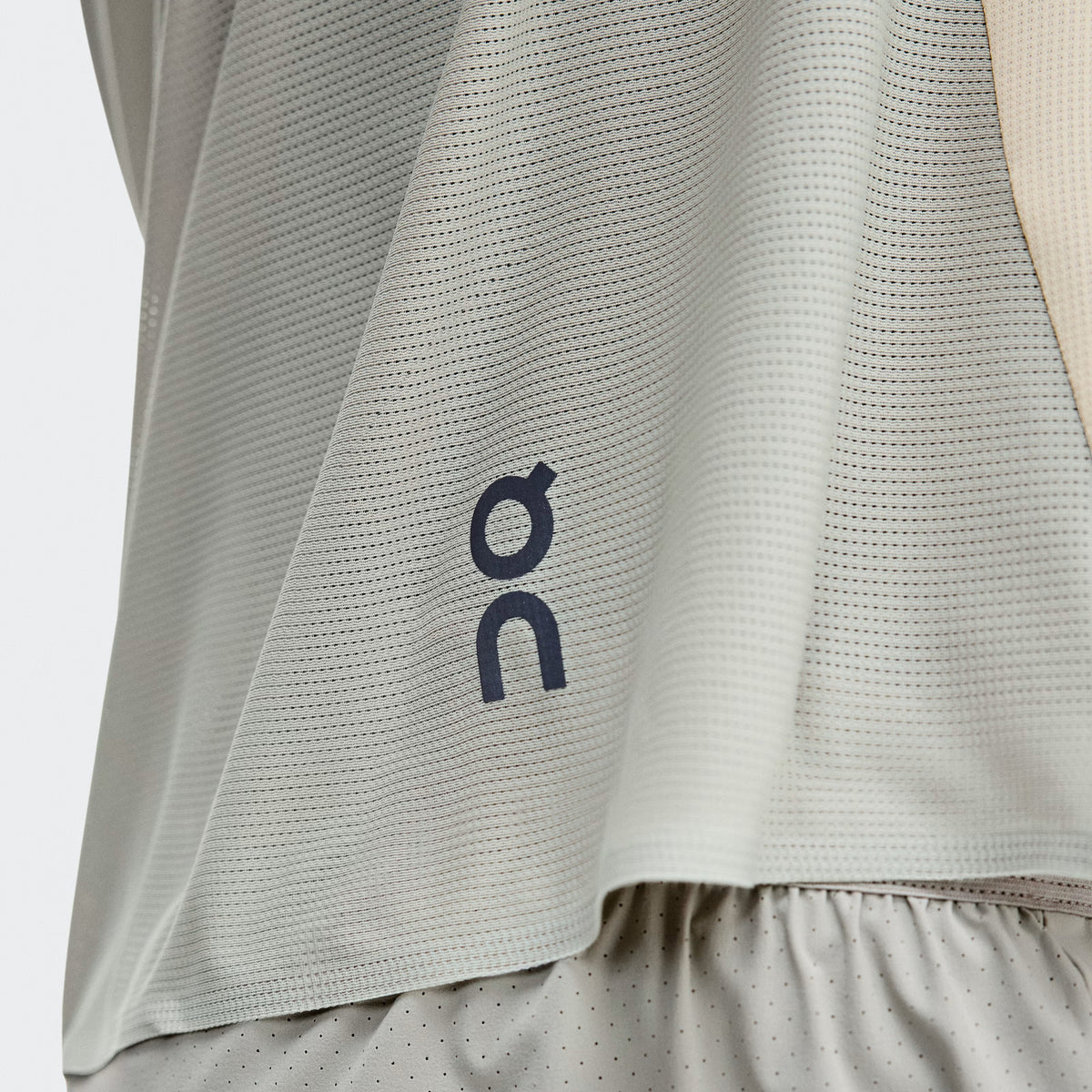 On Performance-T | Hare / Brume | Mens