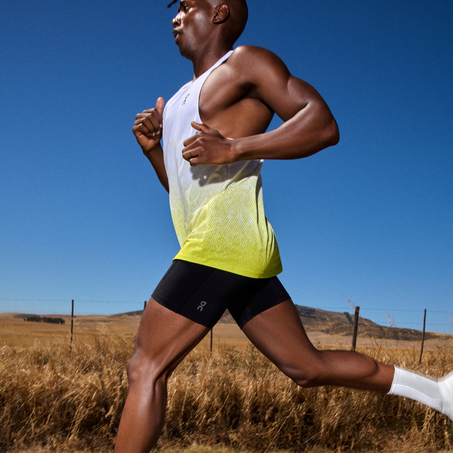 On Zero Singlet | White / Lime | Mens