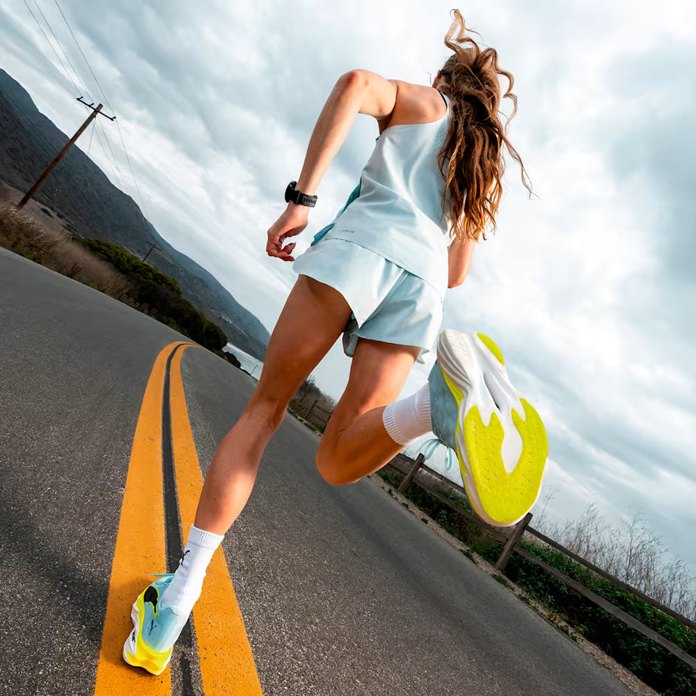 Puma Deviate NITRO Elite 4 | Fresh Water / Lemon | Womens