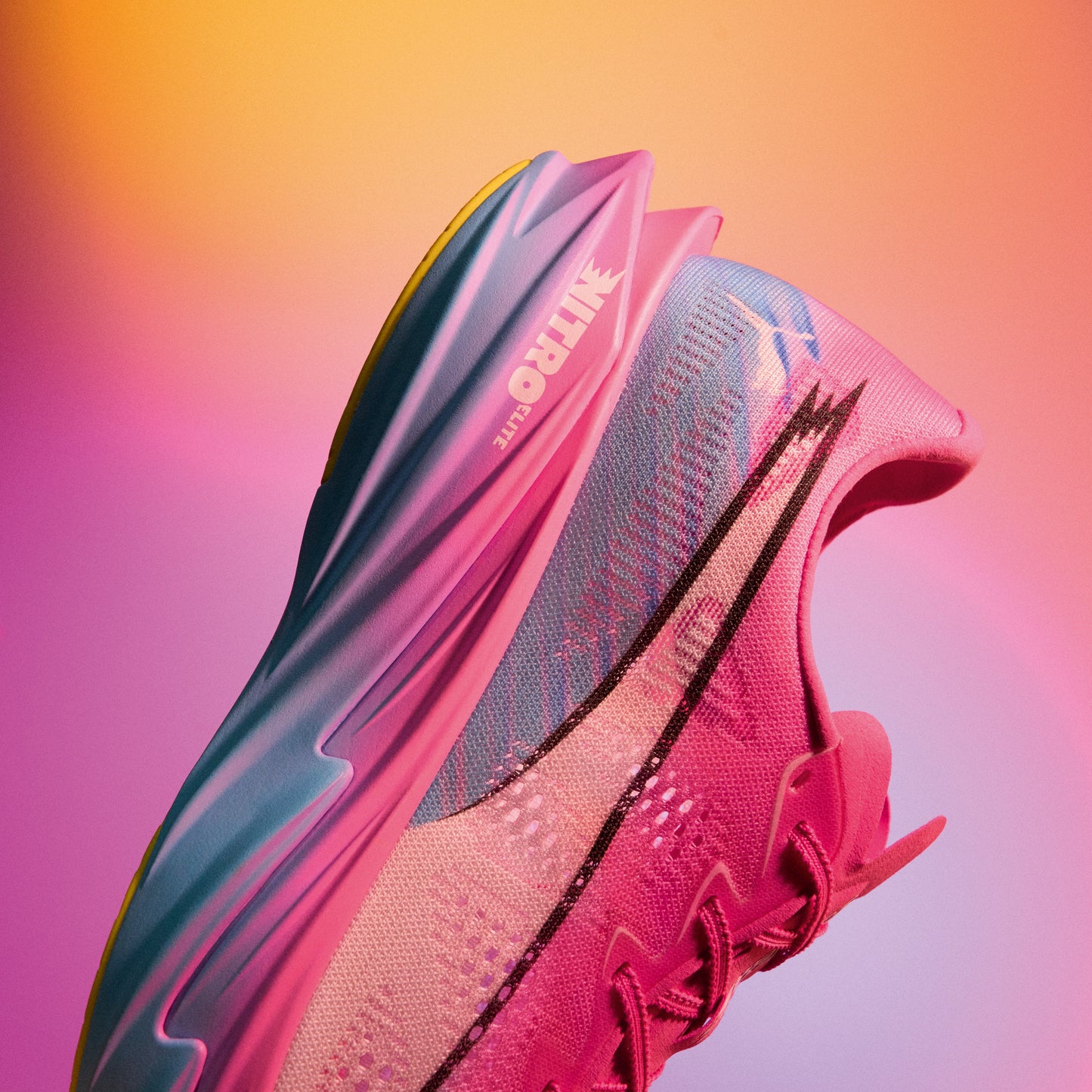 Puma Deviate NITRO Elite 4 ST | Poison Pink / Yellow Alert / Bright Aqua | Mens