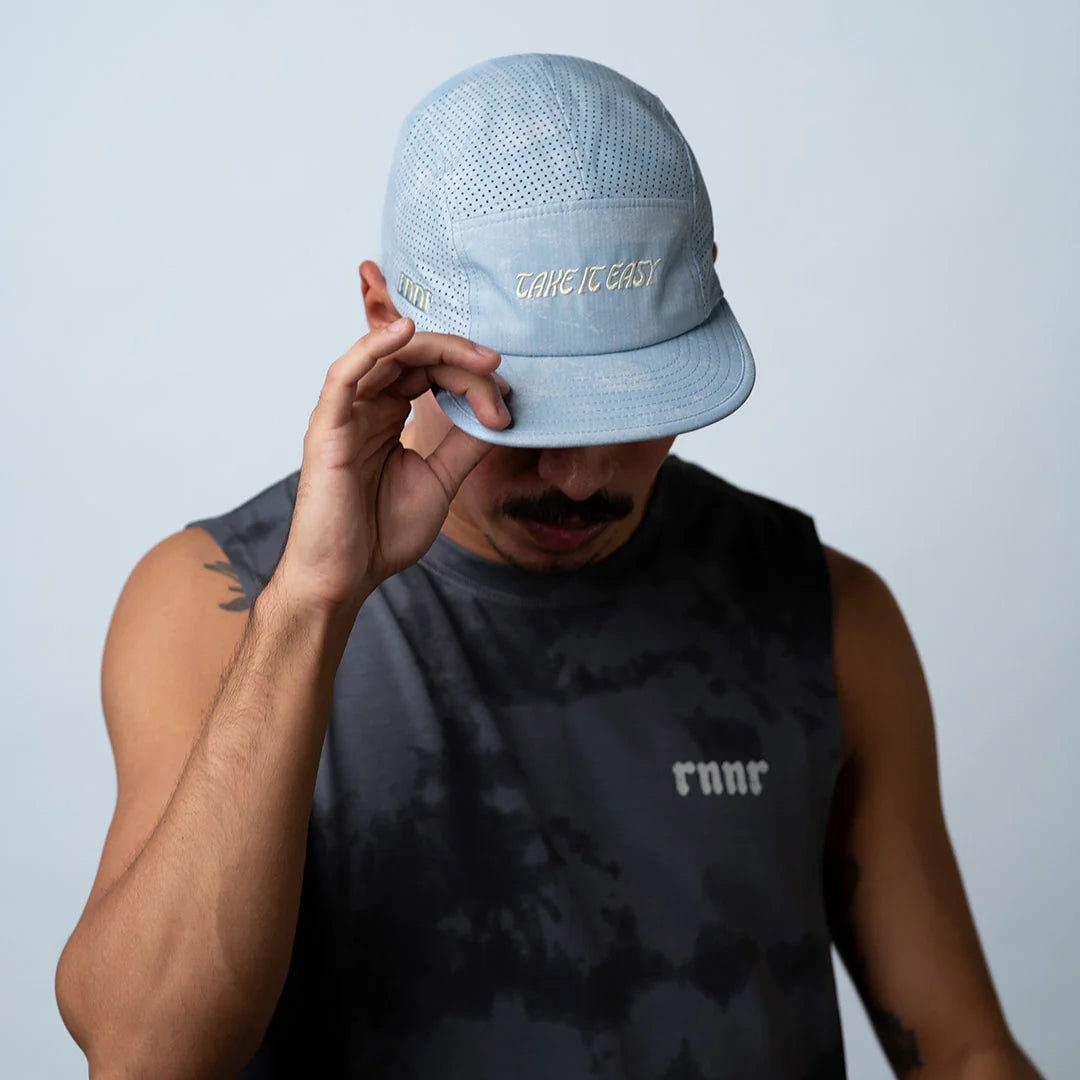 rnnr Pacer Hat | Clouds Take it Easy