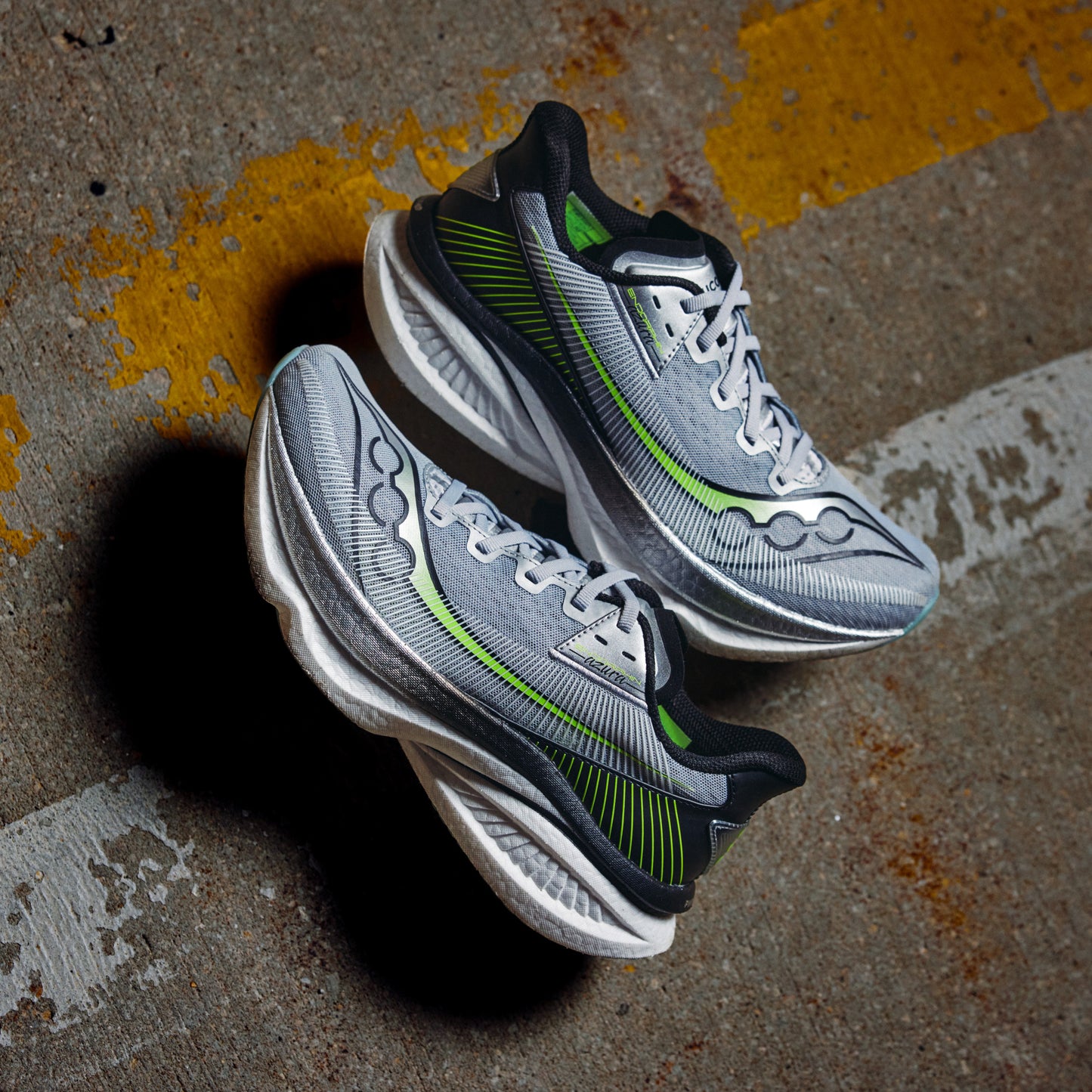 Saucony Endorphin Azura | Silver / Black | Mens