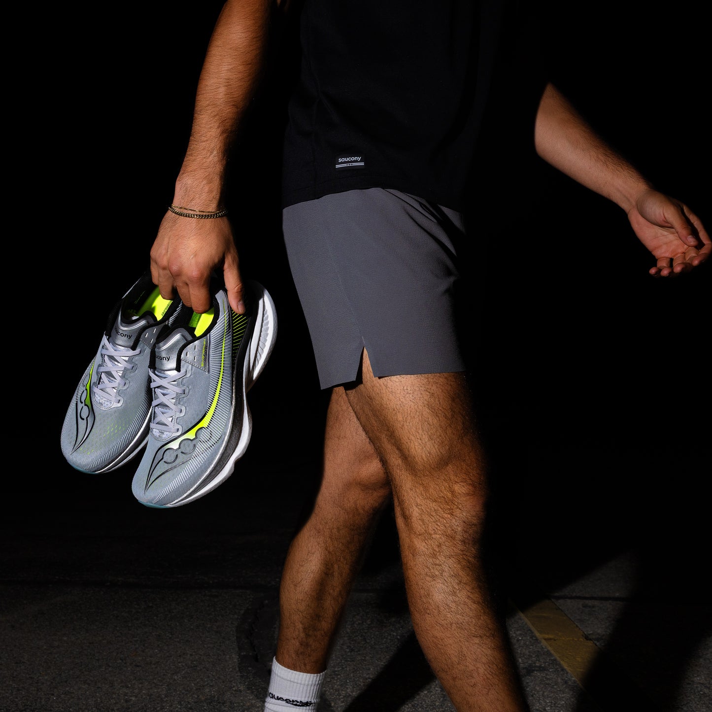 Saucony Endorphin Azura | Silver / Black | Mens