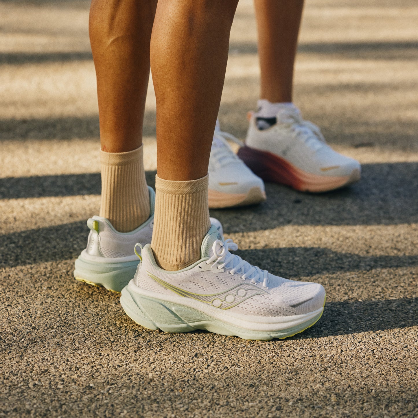 Saucony Hurricane 25 | White / Mist | Womens