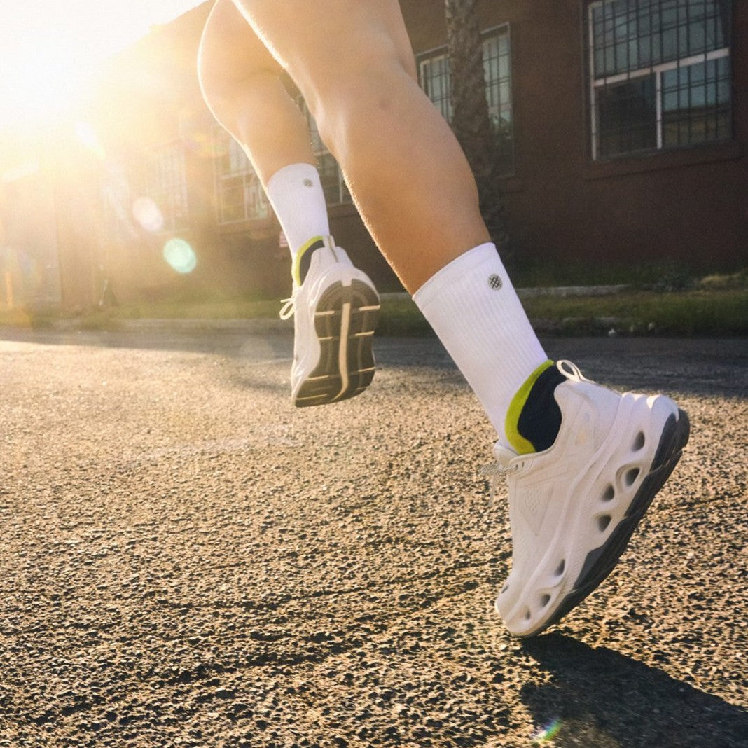 Stance Pace Socks | Light Cushion | Crew Length | Volt