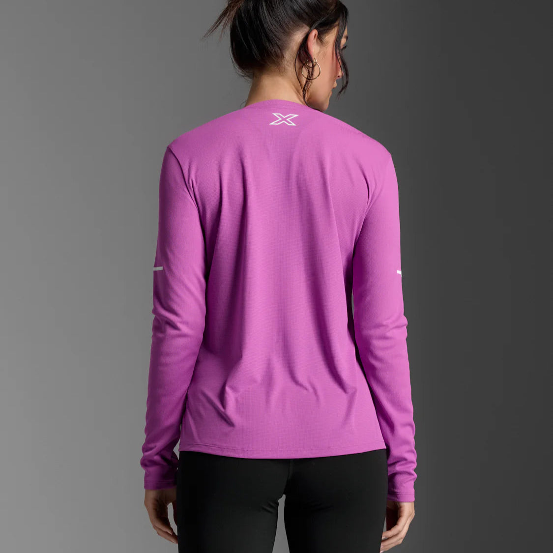 2XU Aero Long Sleeve Tee | Hyper Violet / White Reflective | Womens